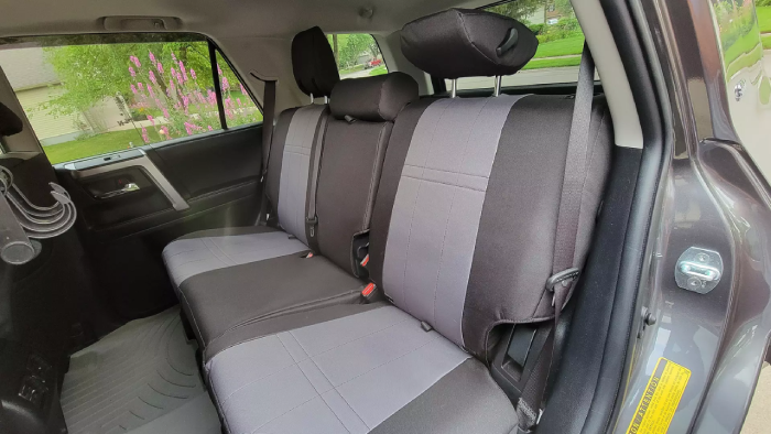 different-styles-of-dog-seat-covers-for-trucks.png