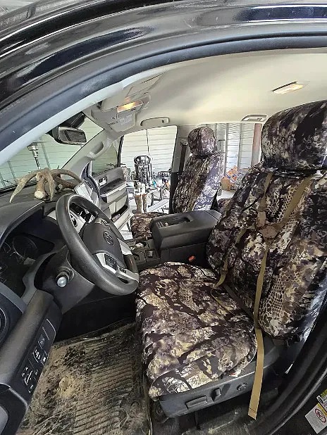 how-do-i-choose-the-right-seat-cover-material-for-my-truck.jpg